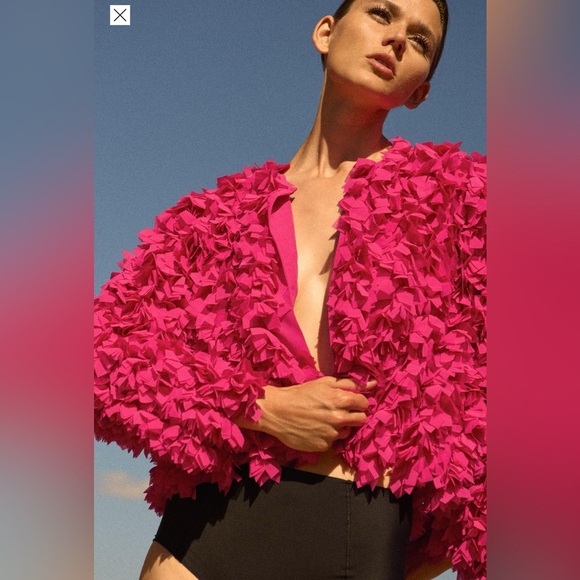 Zara fushia Petal Textured Fitted Statement Jacket – Size Medium - Picture 1 of 13